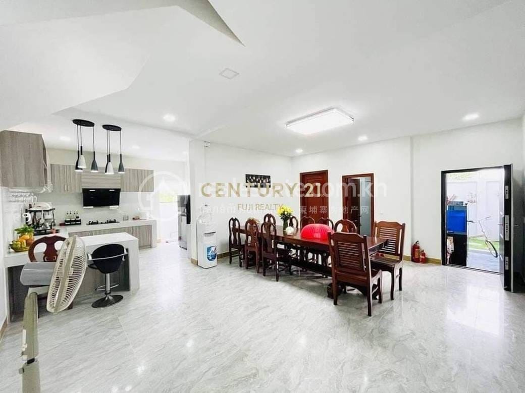 Sen Sokの別荘売り物件（Phnom Penh Thmey Sen Sok） $688,000