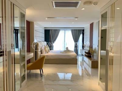 Tonle Bassac Apartment For Rent in Tonle Bassac