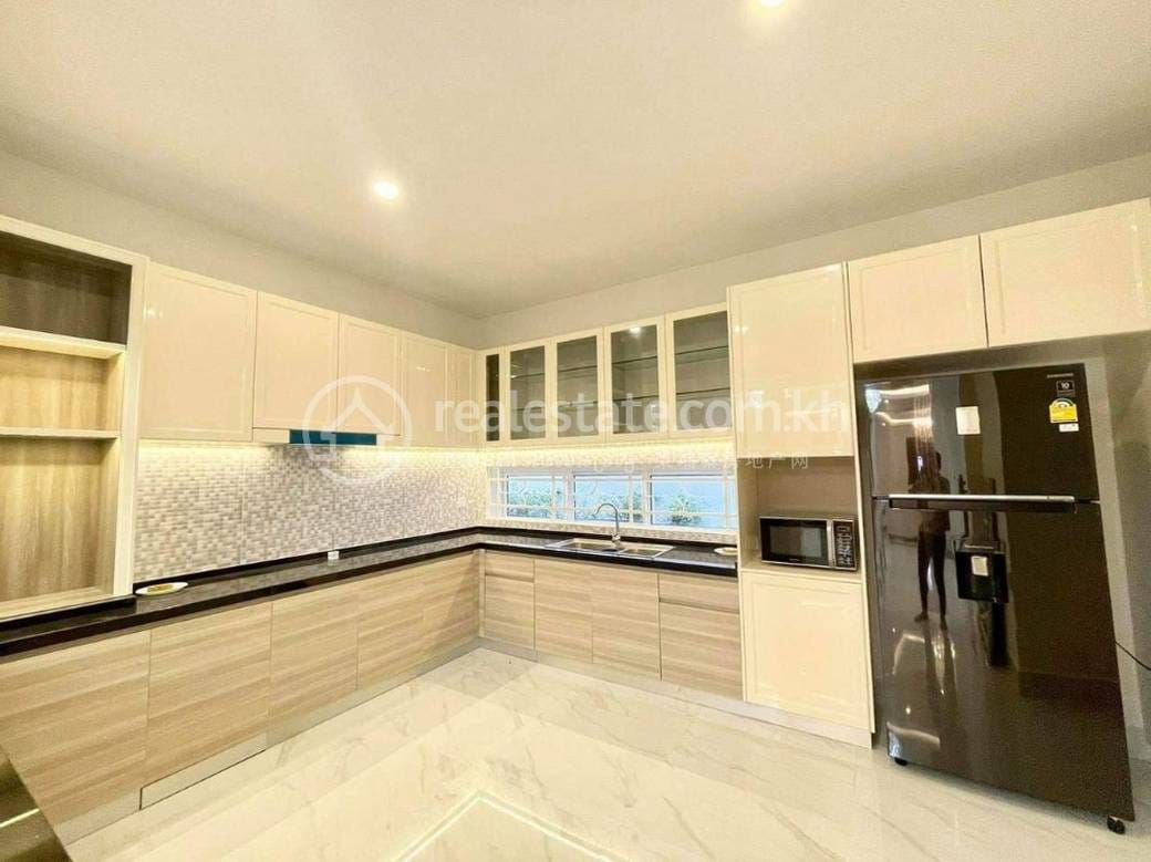Nirouth House and lot For Sale & Rent à Nirouth