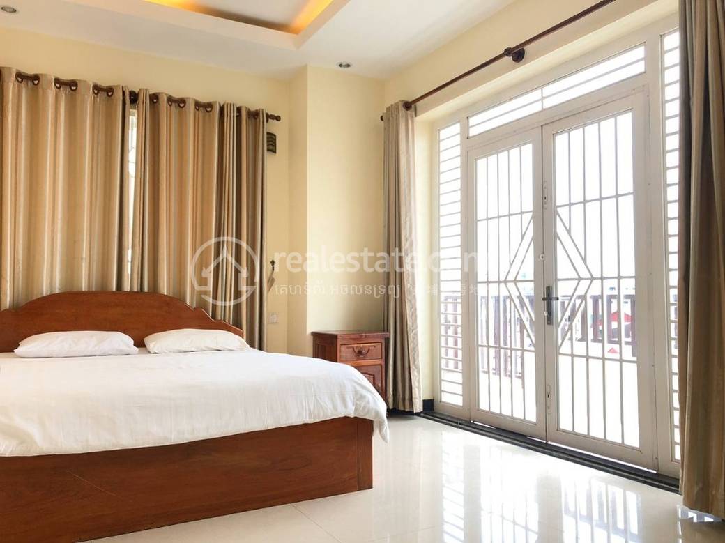 One Bedroom for rent at Toul Tompong