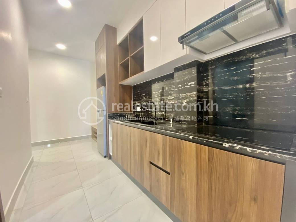 Daun Penh Apartment For Rent in Daun Penh