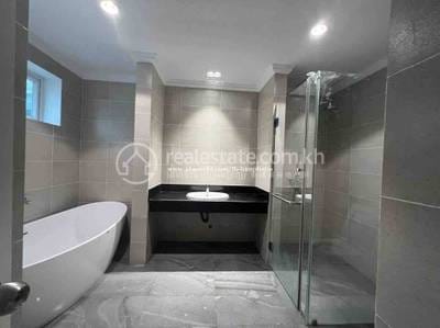 Apartment For Rent in Chamkarmon $4,800