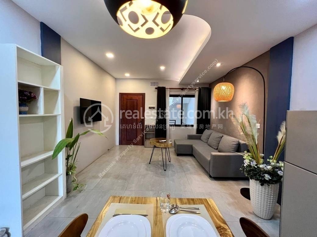 Apartment For Rent in Phsar Chas, Daun Penh, Phnom Penh