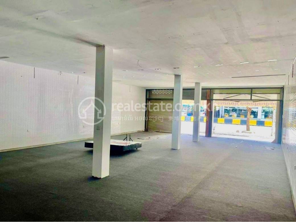 BKK 1 House and lot For Rent in BKK 1