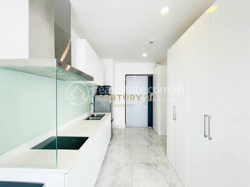 Tonle Bassac Apartment For Rent in Tonle Bassac