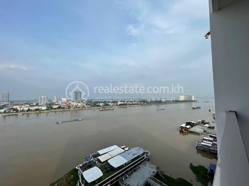 Condo For Rent in Chamkarmon $450