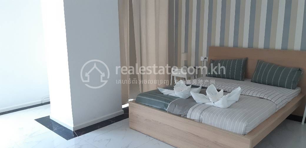 Apartment For Rent with 1 Parking Space