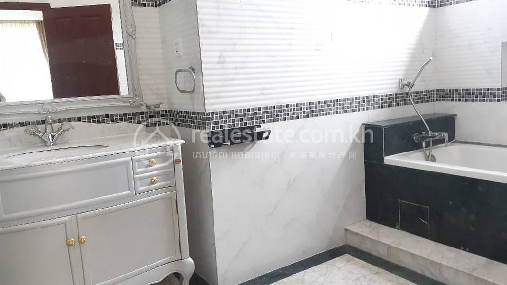 House and lot Для Аренды in Chamkarmon $3,500