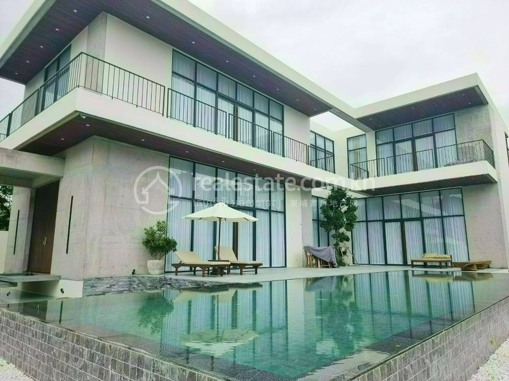 $3,950,000 Vila