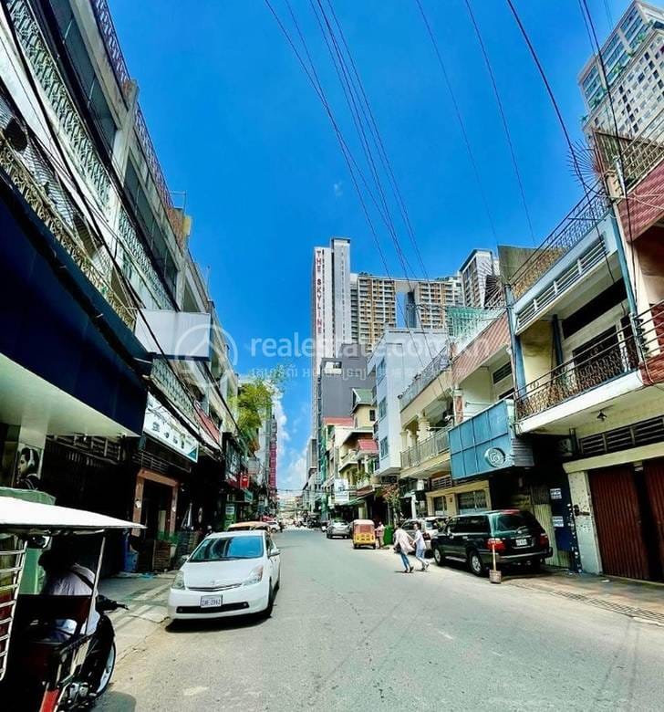 7 MakaraHouse and lot出售，价格$440,000
