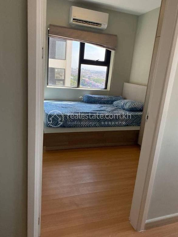 $450 Condo