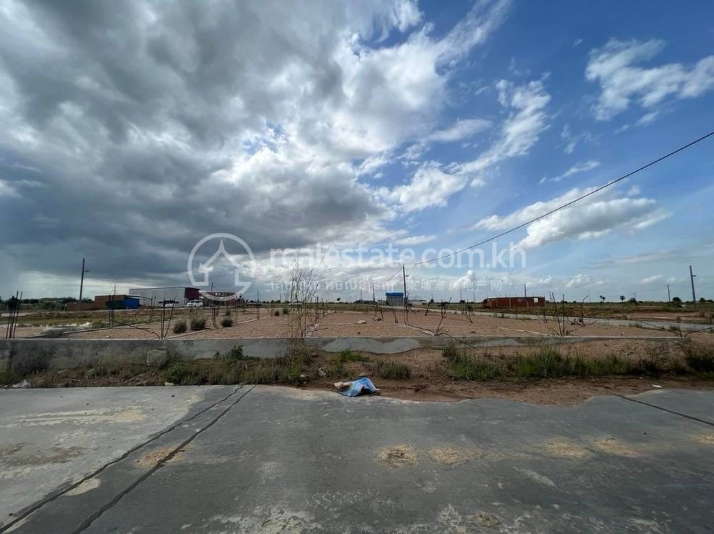 Sanlung Sanlung에 있는 토지 For Sale & Rent
