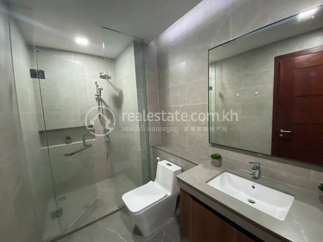 Apartment For Rent with 1 Parking Space
