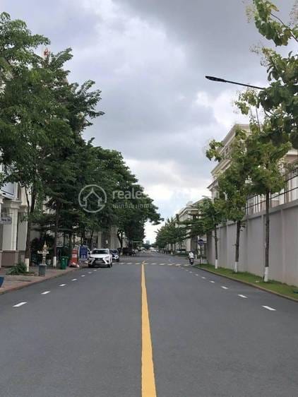 店屋出售，位于长夏下社分区, 棉芷区, 金边