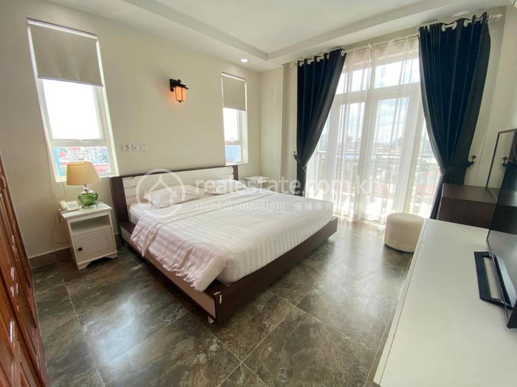 Condo Na wynajem w Chamkarmon $550