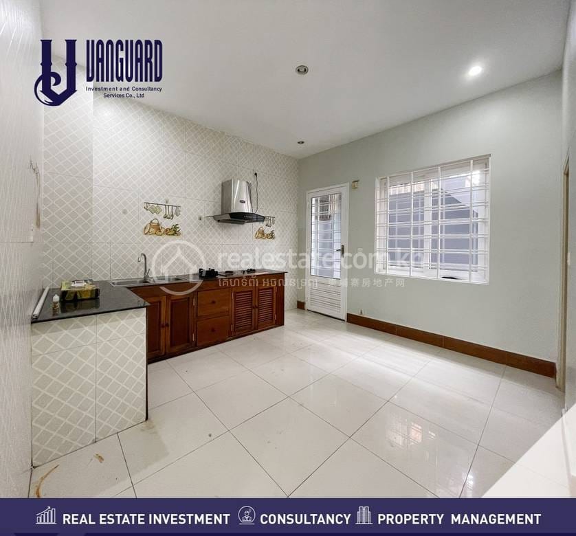 84 sqm Living Size House and lot For Rent in Chamkarmon
