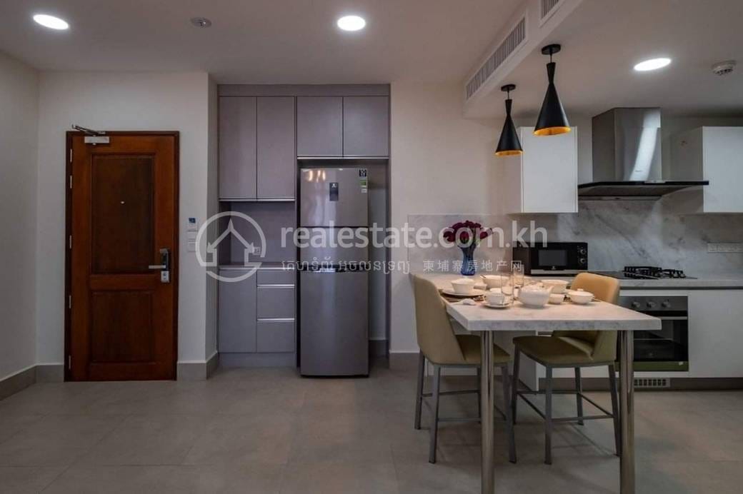Zařízeno Condo K pronájmu