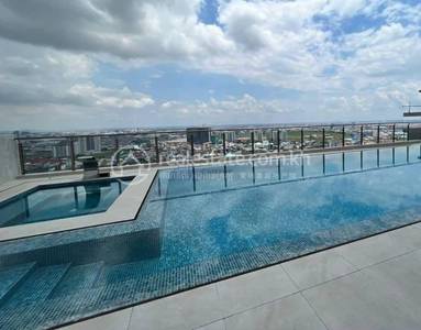 $750 Condo