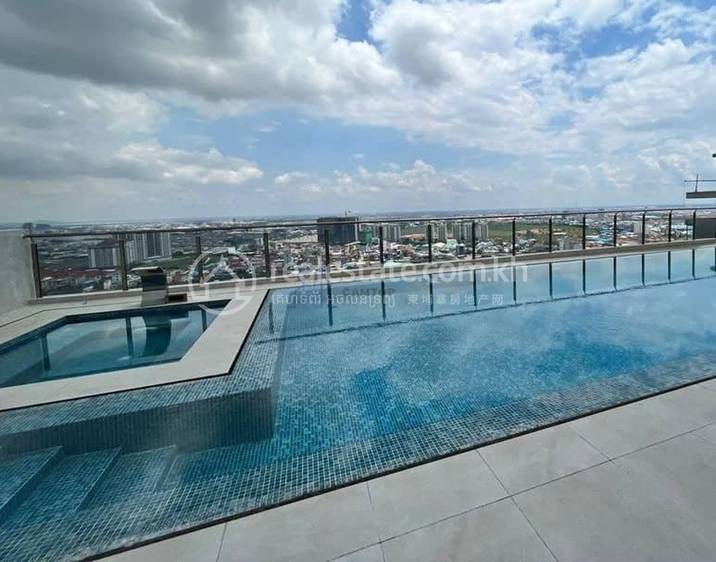 $750 Condo
