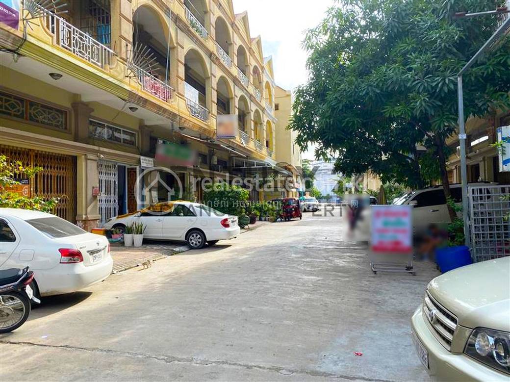 Flat For Sale in Meanchey $160,000