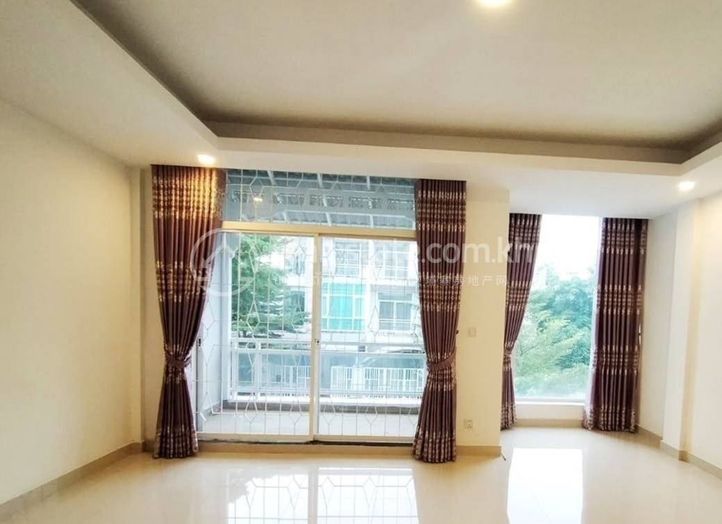 Sen Sok联排住宅出售，价格$290,000