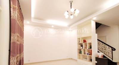 Tuek Thla, Sen Sok, Phnom Penh