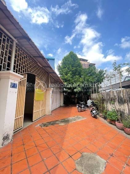 House and lot Na prodej in Toul Tum Poung 1, Chamkarmon, Phnom Penh