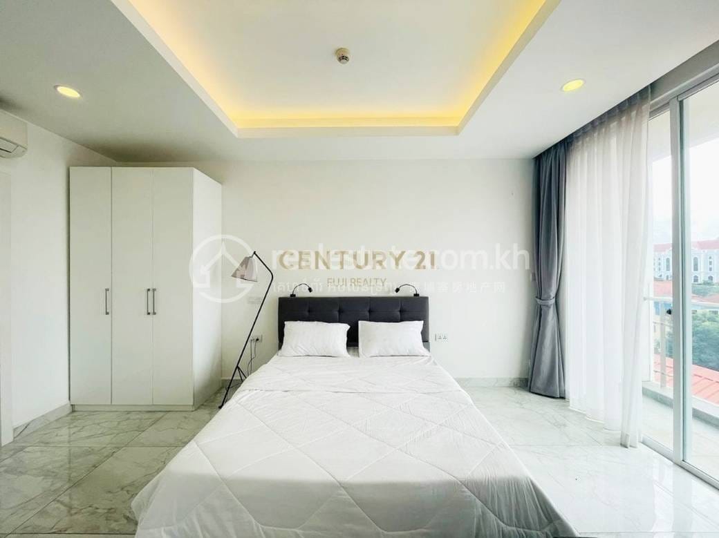 Apartment For Rent in Tonle Bassac, Chamkarmon, Phnom Penh