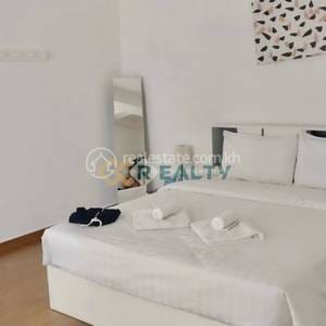 Apartment For Rent with 1 Parking Space