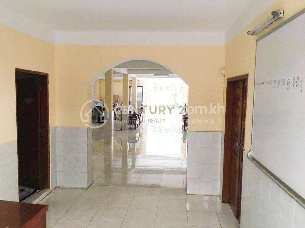 Daun Penh Vila K pronájmu in Daun Penh