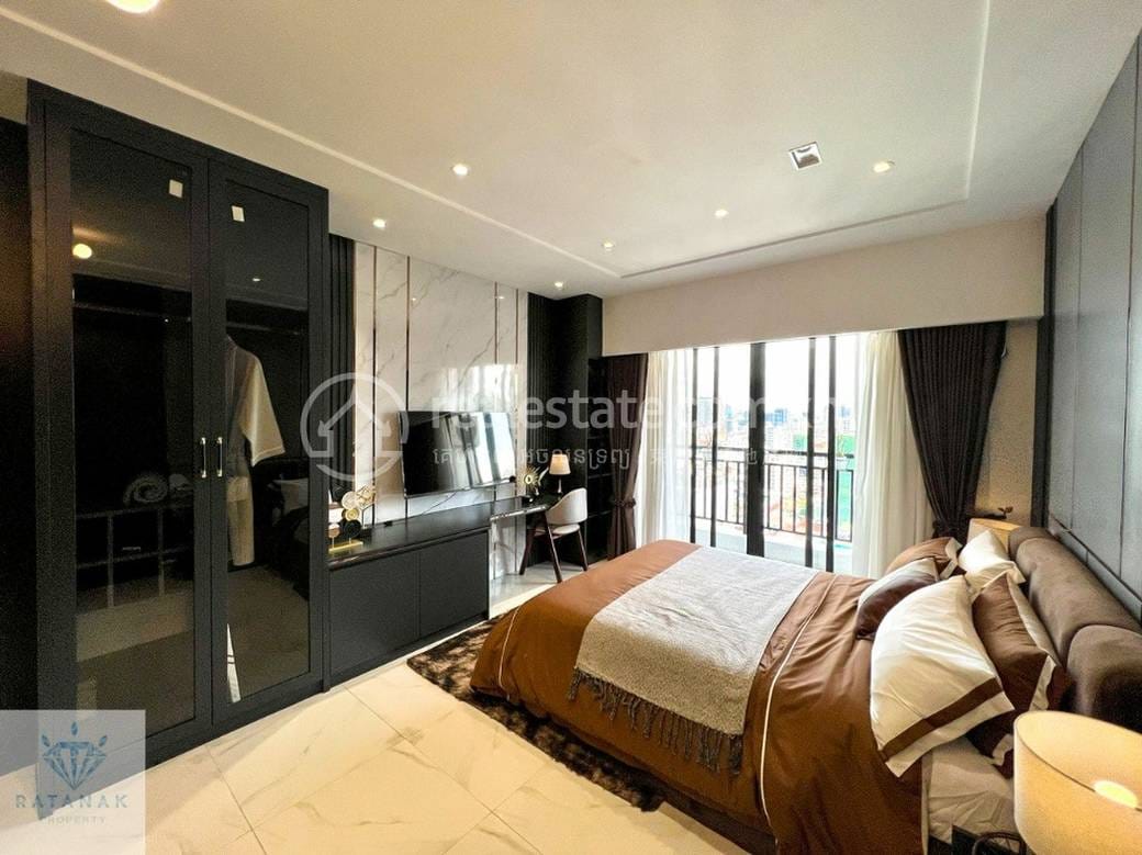 Condo For Sale in Chamkarmon $107,178