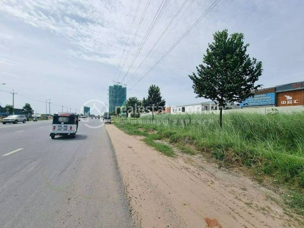 33,743 sqm Land Size Lot Для Продажи for $74,234,600