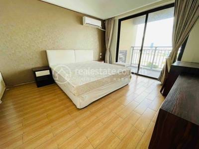 $1,000 Condo