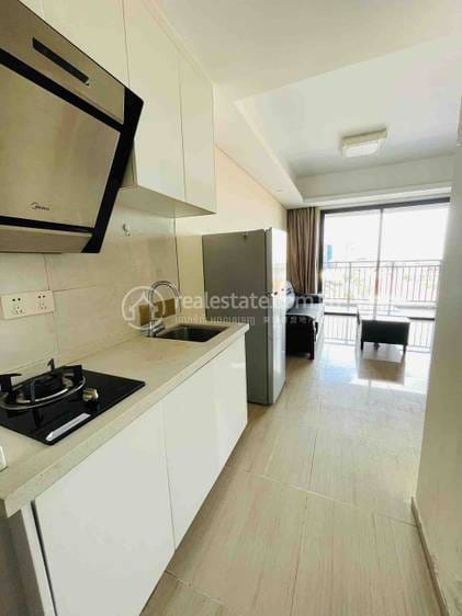 $400 Condo