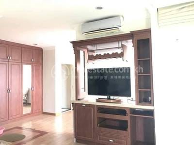 Apartment For Rent in Chamkarmon $1,300