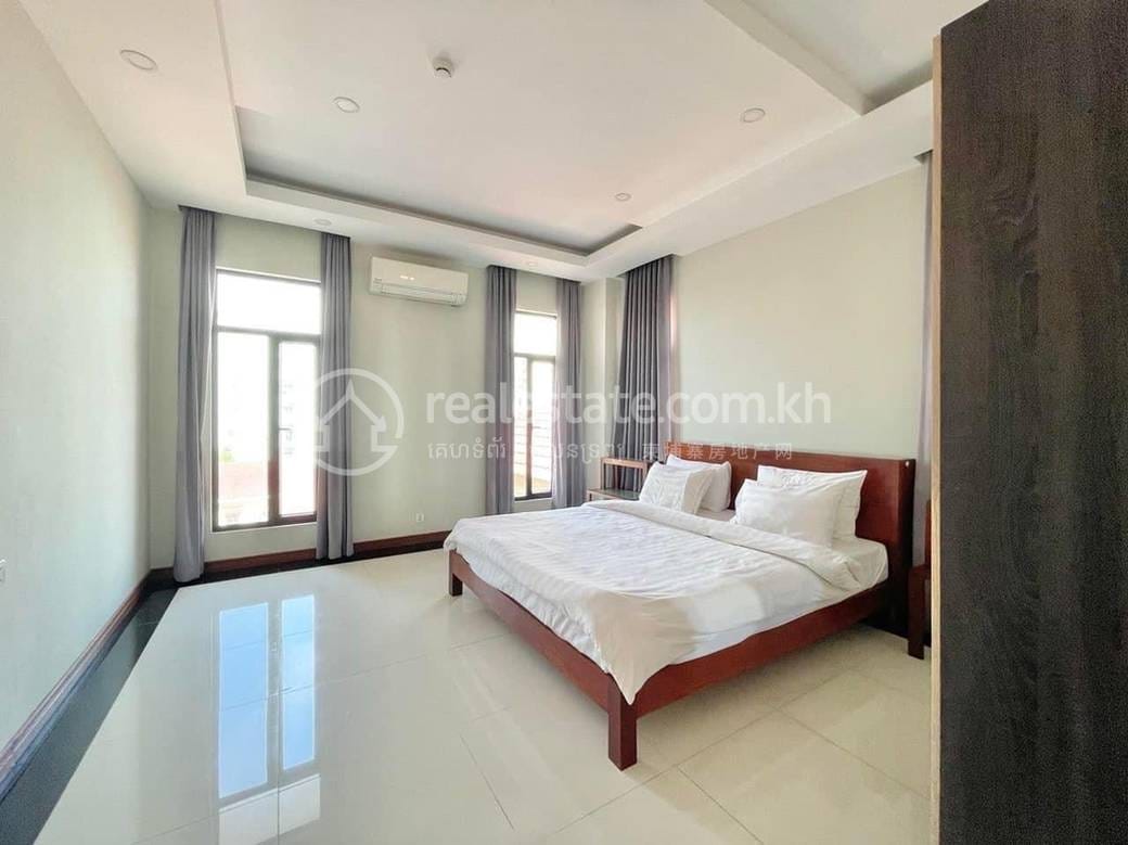 Chamkarmon Apartment For Rent in Chamkarmon