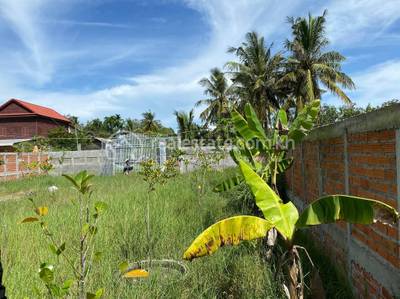 ក្រវ៉ាត់ក្រុងទី2 2, Kandaek, Prasat Bakong, Siem Reap