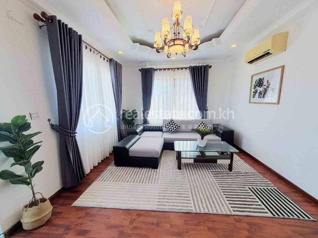 Apartment For Rent with 1 Parking Space