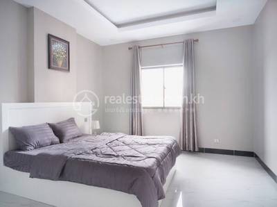 Boeung Prolit, 7 Makara, Phnom Penh