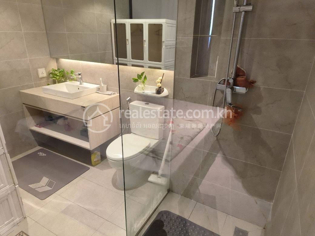 $480 Condo