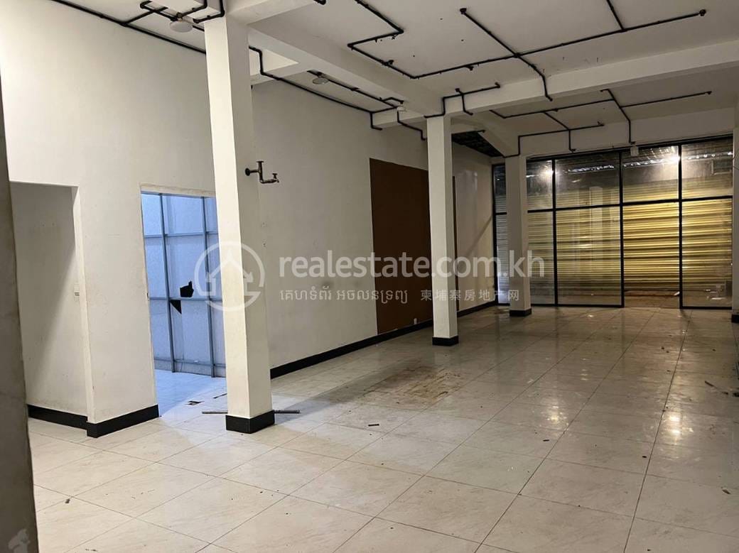 Chamkarmon Шопхаус Для Аренды in Toul Tum Poung 1 Chamkarmon $2,000
