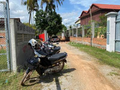 ក្រវ៉ាត់ក្រុងទី2 2, Kandaek, Prasat Bakong, Siem Reap