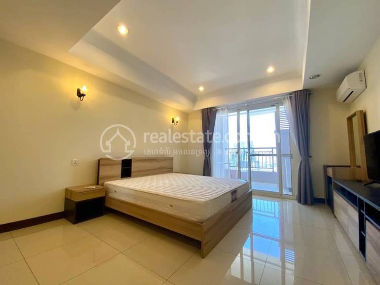 residential Condo for rent in Tonle Bassac ID 221362 1