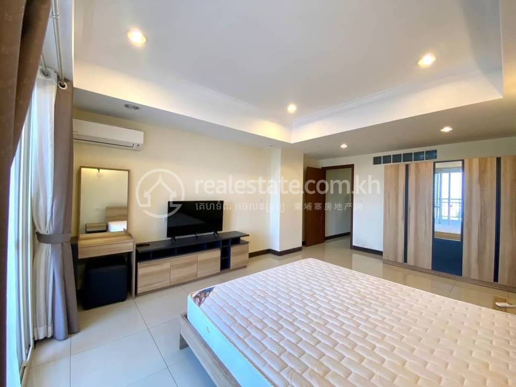 ខុនដូ សំរាប់ជួល នៅChamkarmon តម្លៃ $450