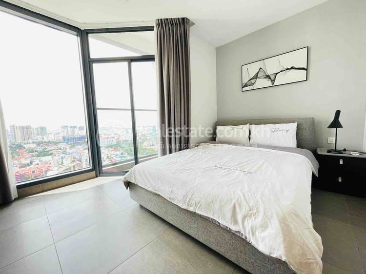 Condo Na wynajem w Tonle Bassac, Chamkarmon, Phnom Penh
