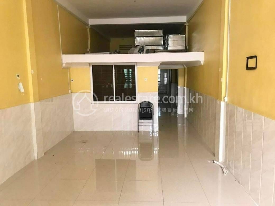 Chamkarmon排屋出租，价格$2,000