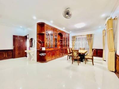 BKK 1, Chamkarmon, Phnom Penh