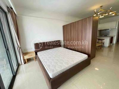 Condo Na wynajem w Chamkarmon $400