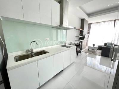 Apartment For Rent with 1 Parking Space