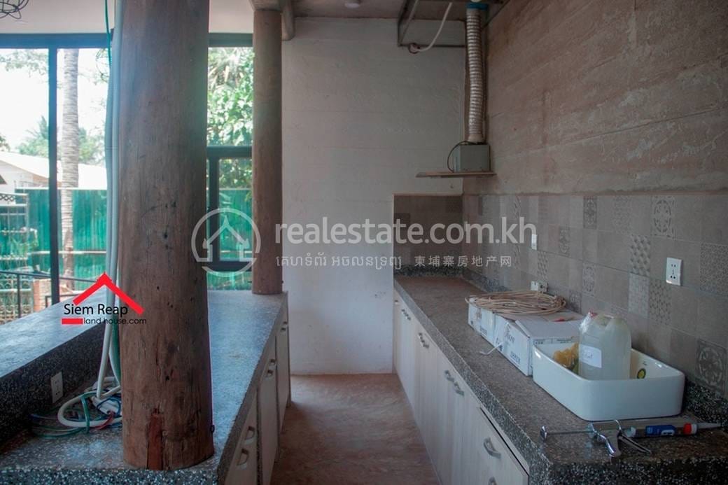 500 sqm Land Size Restaurace K pronájmu for $1,500